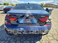 2019 BMW 750 фото