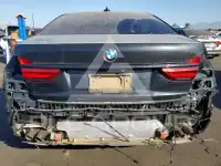 2019 BMW 750 фото
