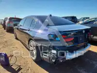 2019 BMW 750 фото
