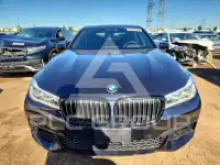 2019 BMW 750 фото