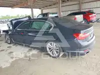 2019 BMW 750 фото