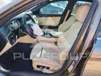 2019 BMW 530 photo