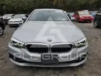 2019 BMW 530 photo