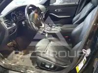 2019 BMW 330 фото