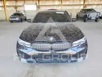 2019 BMW 330 photo