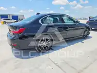 2019 BMW 330 фото