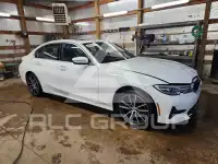 2019 BMW 330 photo