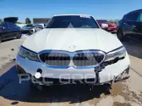 2019 BMW 330 photo
