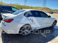 2019 BMW 330 photo