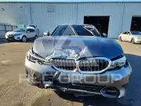 2019 BMW 330 photo