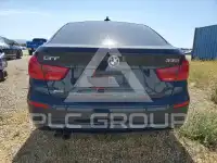 2019 BMW 330 photo