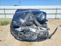 2019 BMW 330 photo