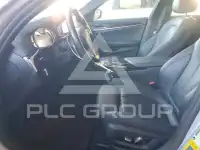 2019 BMW 530 photo