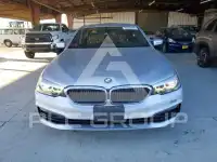 2019 BMW 530 photo
