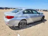 2019 BMW 530 photo