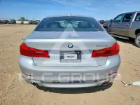 2019 BMW 530 photo