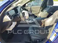 2019 BMW 330 photo