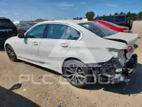 2019 BMW 330 photo