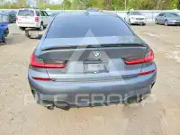 2019 BMW 330 photo