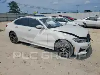 2019 BMW 330 photo