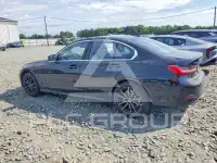 2019 BMW 330 photo