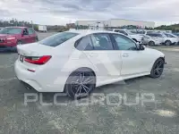 2019 BMW 330 photo