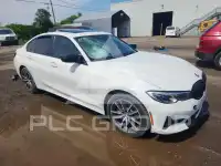 2019 BMW 330 photo