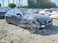 2019 BMW 330 photo