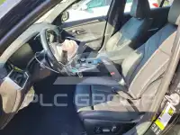 2019 BMW 330 photo