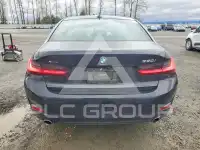 2019 BMW 330 photo
