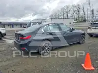 2019 BMW 330 photo