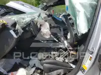 2019 BMW 330 photo