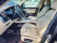 2019 BMW X7 photo