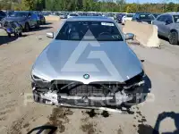 2019 BMW 530 photo