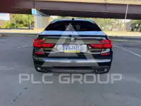 2019 BMW 750 фото