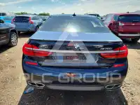 2019 BMW M7 фото