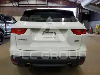 2019 Jaguar F-PACE photo