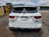 2019 Jaguar F-PACE photo