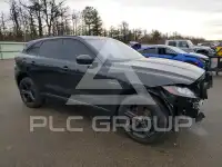 2019 Jaguar F-PACE photo