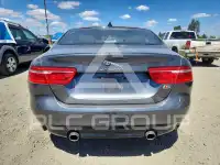 2019 Jaguar XE фото