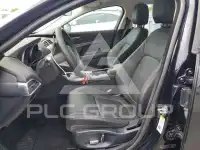 2019 Jaguar XE фото