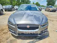 2019 Jaguar XE фото