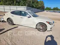 2019 Infinity Q70 photo