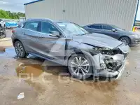 2019 Infinity QX30 photo
