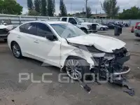 2019 Infinity Q50 photo