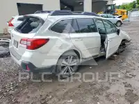 2019 Subaru Outback photo
