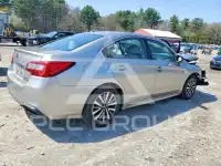 2019 Subaru Legacy photo