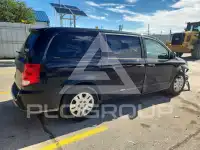 2019 Dodge CARAVAN фото