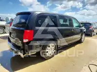 2019 Dodge CARAVAN фото