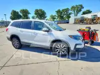 2019 Honda PILOT photo